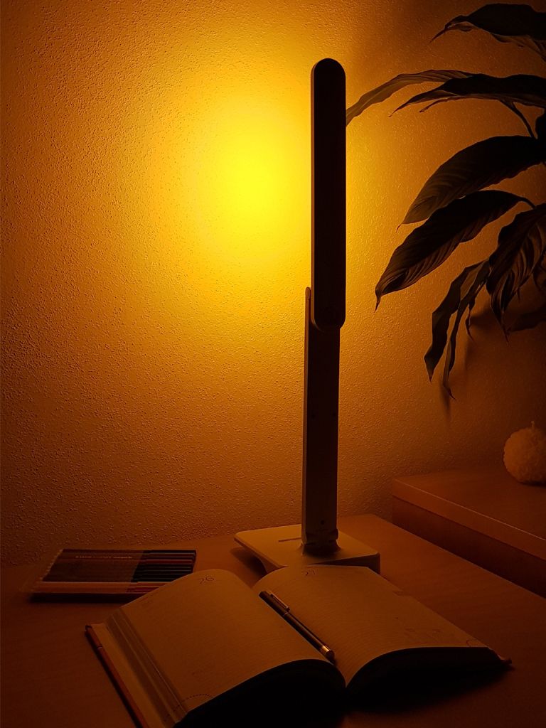 Biodynamická lampička s akumulátorem - Nepřímé osvětlení večerního pokoje