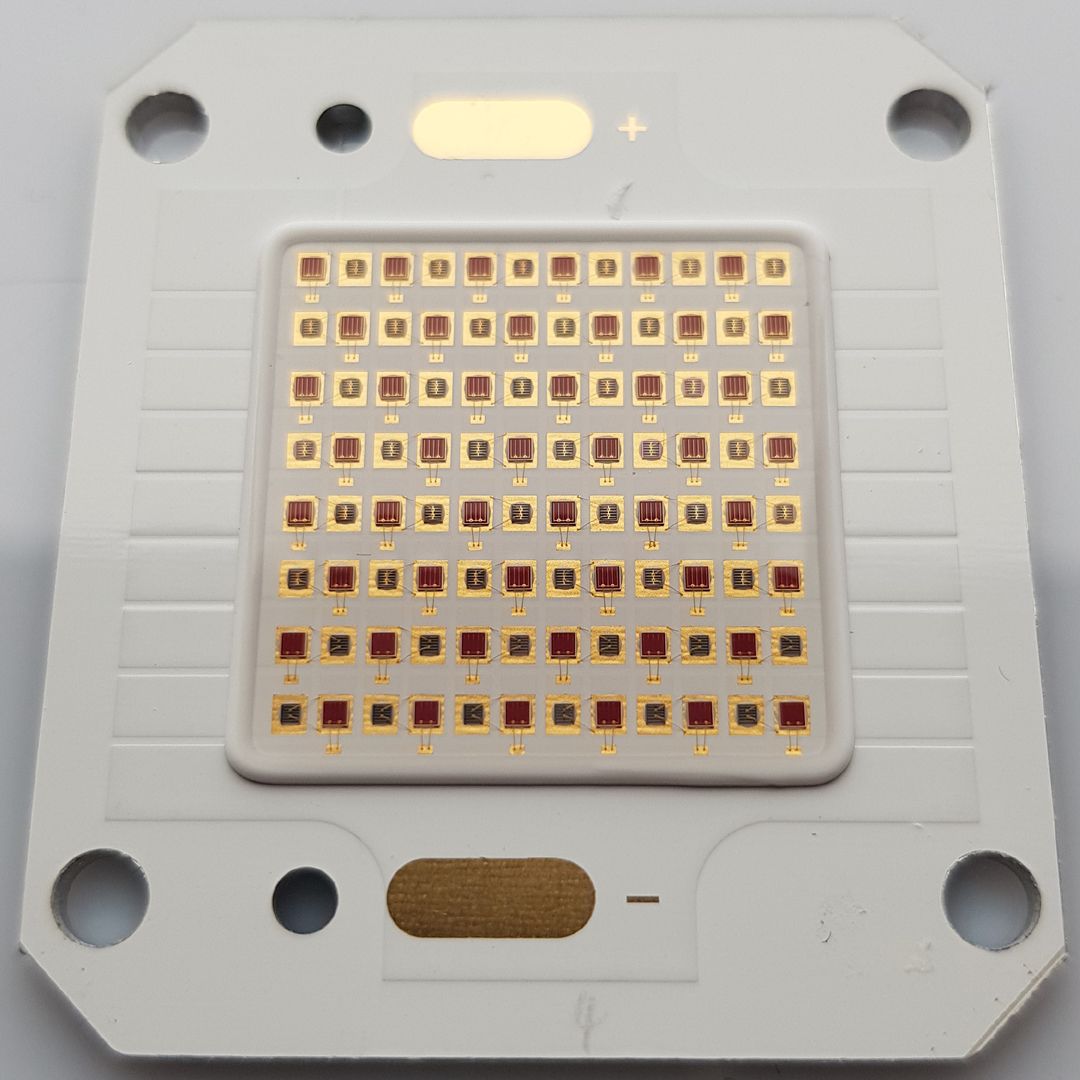 100W LED čip pro fotobiomodulaci
