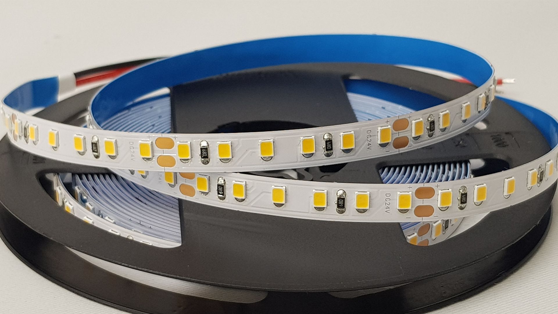 Plnospektrální LED pásek - Plnospektrální led pásek